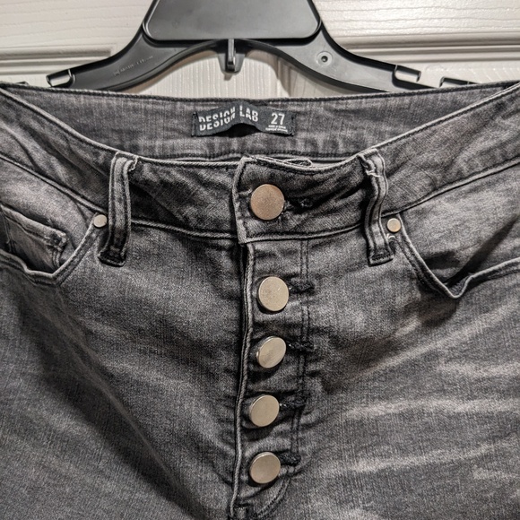 Design Lab Lord & Taylor Jeans women's size 27 - Picture 2 of 5